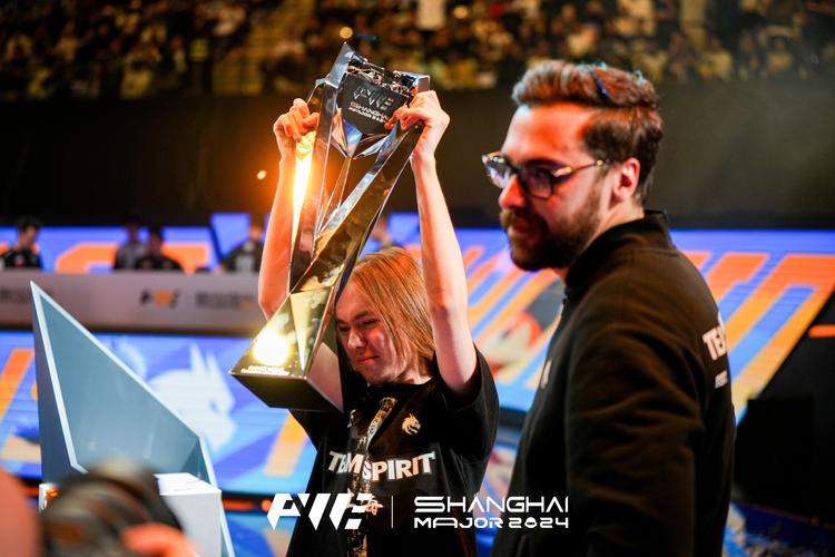 Shaoye 的滑板鞋没有损伤。 climber 的蝎子撑起了他的双钳。 LGD Gaming 击败了 BLG.J