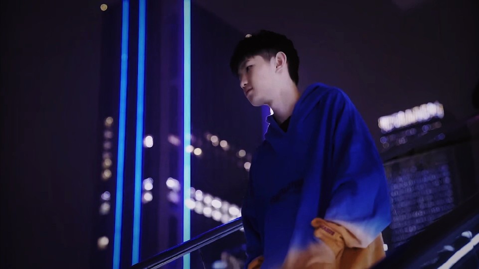 官方分享《 Arcane 2》上海首映活动照：演员万茜 +一众声优登台