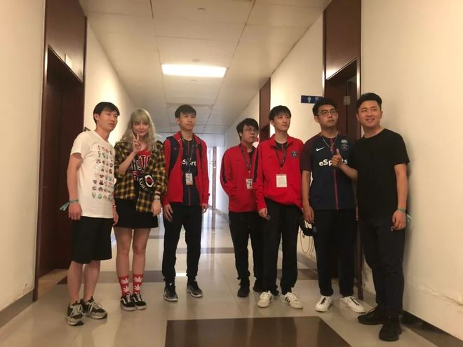 DYS：冒泡赛膏膏再战Rookie，决出谁是豹女大王！